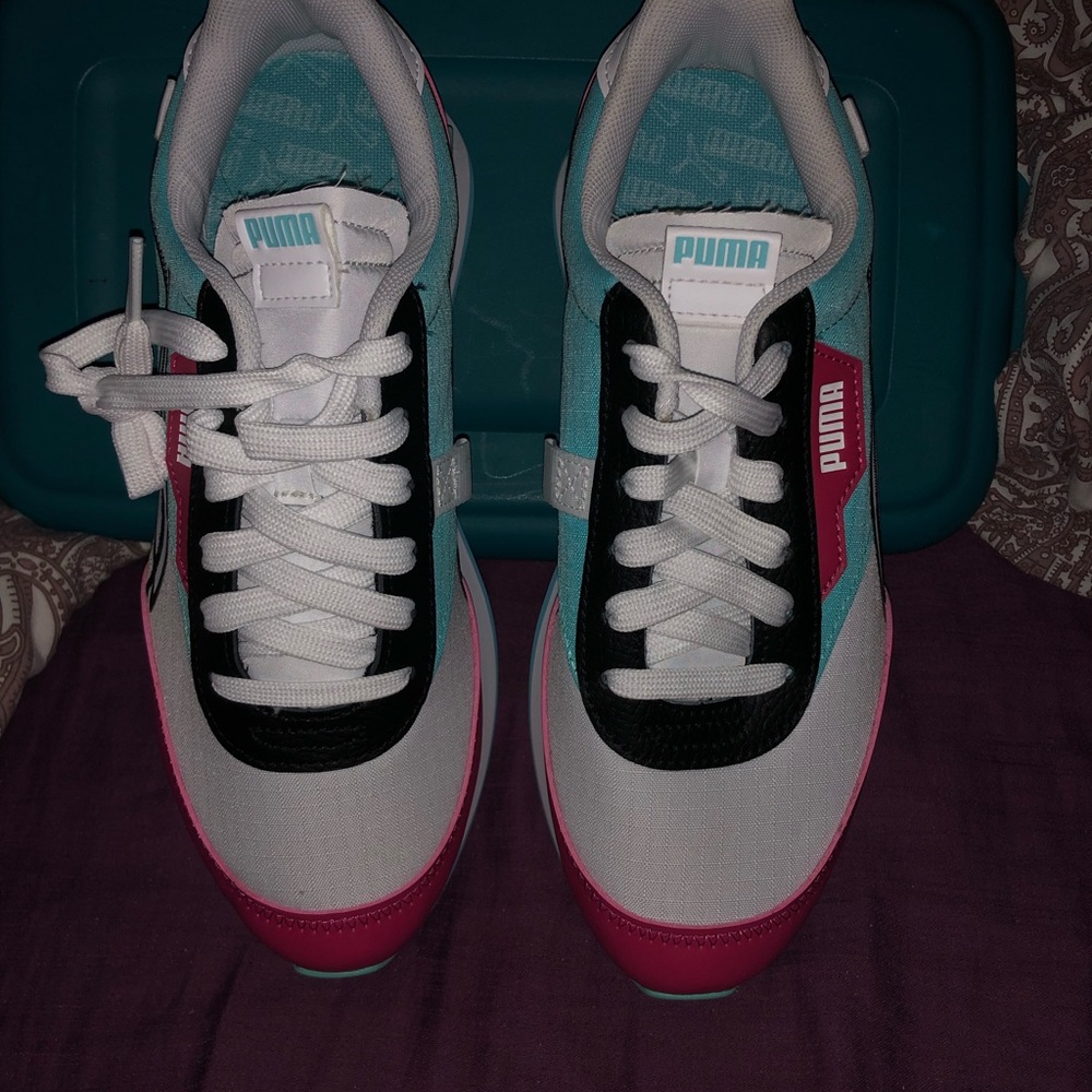 Puma female sneaker
